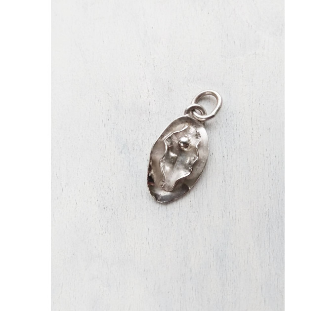 Silver yoni pendant - Handmade out of Fine Silver Vagina Necklace