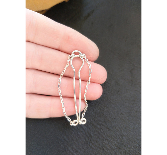 Non Piercing Clitoral Jewellery for women handmade out of 18gauge serling silver wire with silver chains