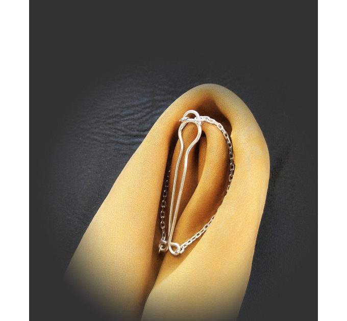 Non Piercing Clitoral Jewellery for women handmade out of 18gauge serling silver wire with silver chains