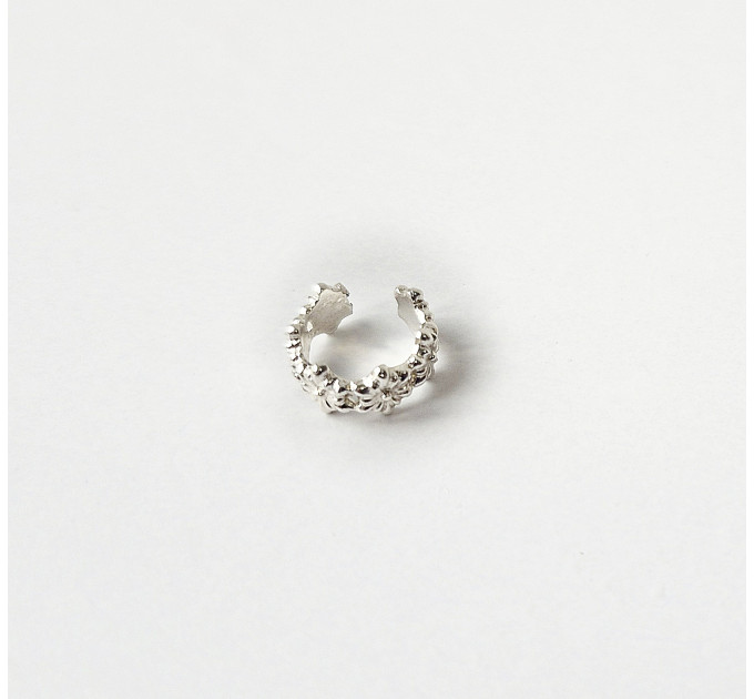 Silver Flower Ear Cuff – Handmade No-Piercing Jewelry
