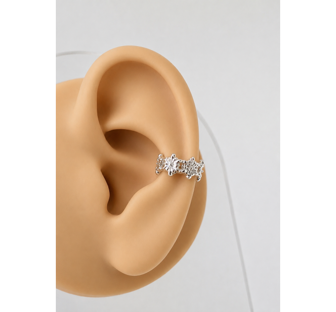 Silver Flower Ear Cuff – Handmade No-Piercing Jewelry