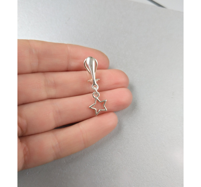 1 Sterling silver clip with sterling silver star Faux piercing silver pendant Non Piercing