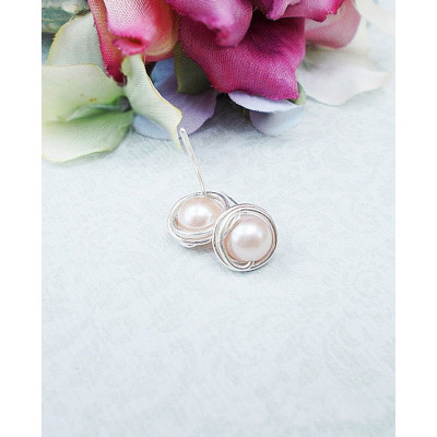Handmade Silver earrings with natural pearls