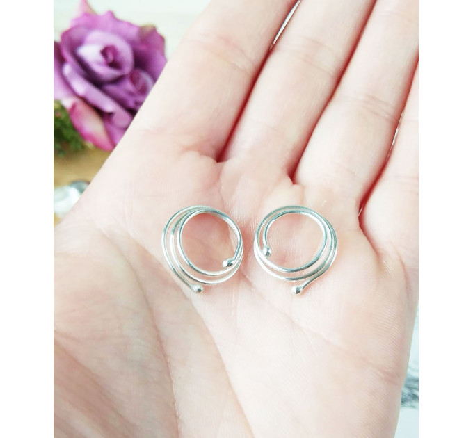 Solid sterling silver. Non-piercing adjustable jewelry with a refined minimalist look