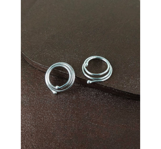 Solid sterling silver. Non-piercing adjustable jewelry with a refined minimalist look