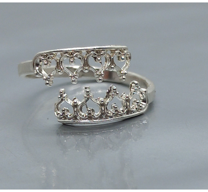Sterling Silver Crown Toe Ring
